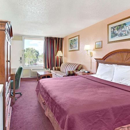 Howard Johnson By Wyndham Tropical Palms Kissimmee Kültér fotó