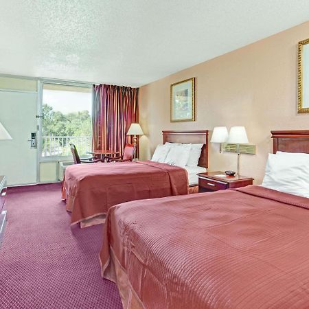 Howard Johnson By Wyndham Tropical Palms Kissimmee Kültér fotó
