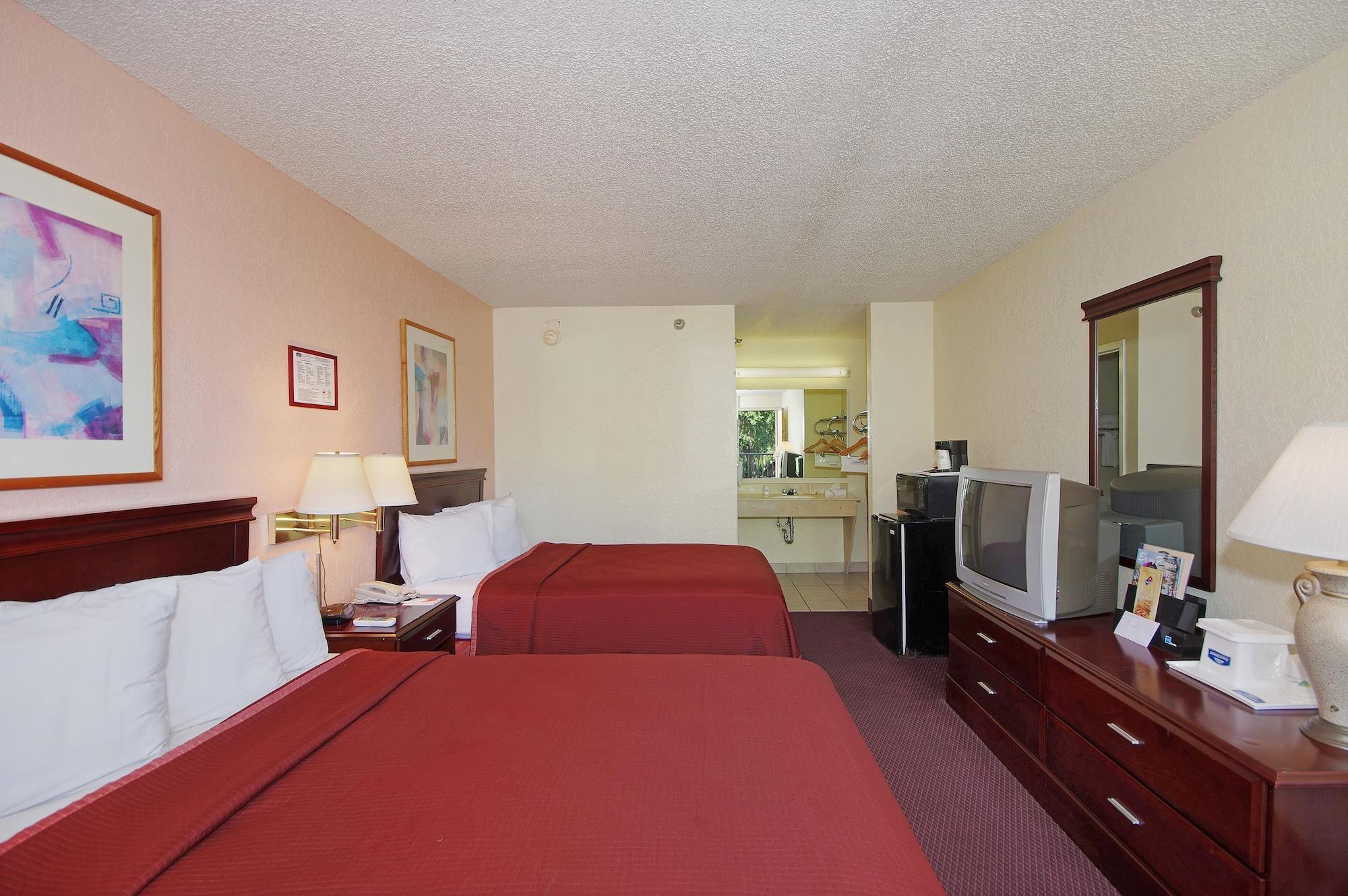 Howard Johnson By Wyndham Tropical Palms Kissimmee Kültér fotó