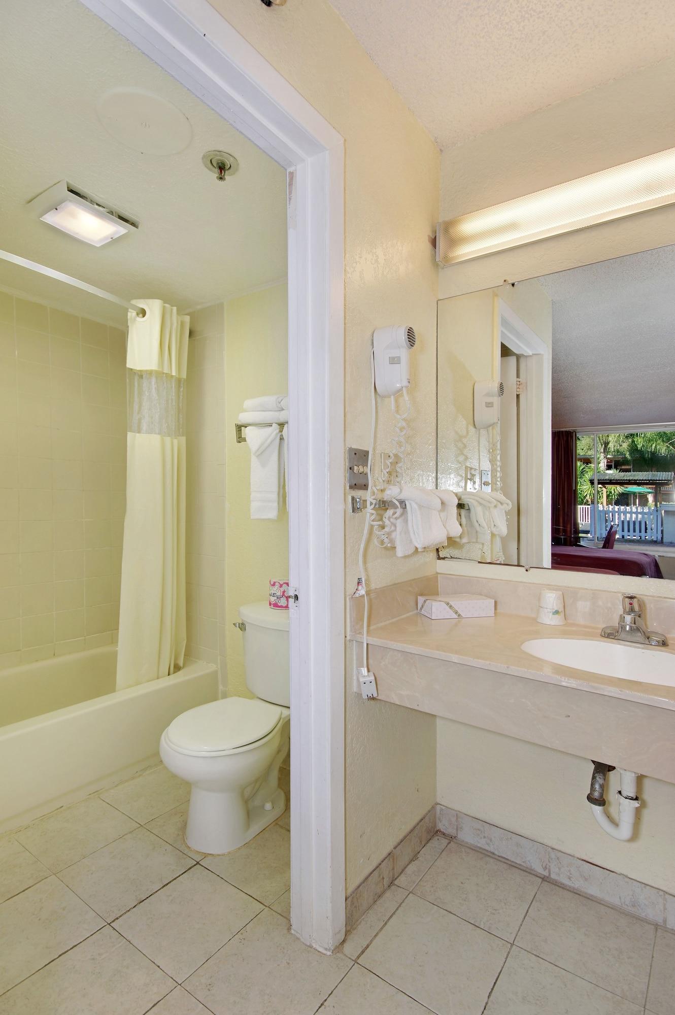 Howard Johnson By Wyndham Tropical Palms Kissimmee Kültér fotó