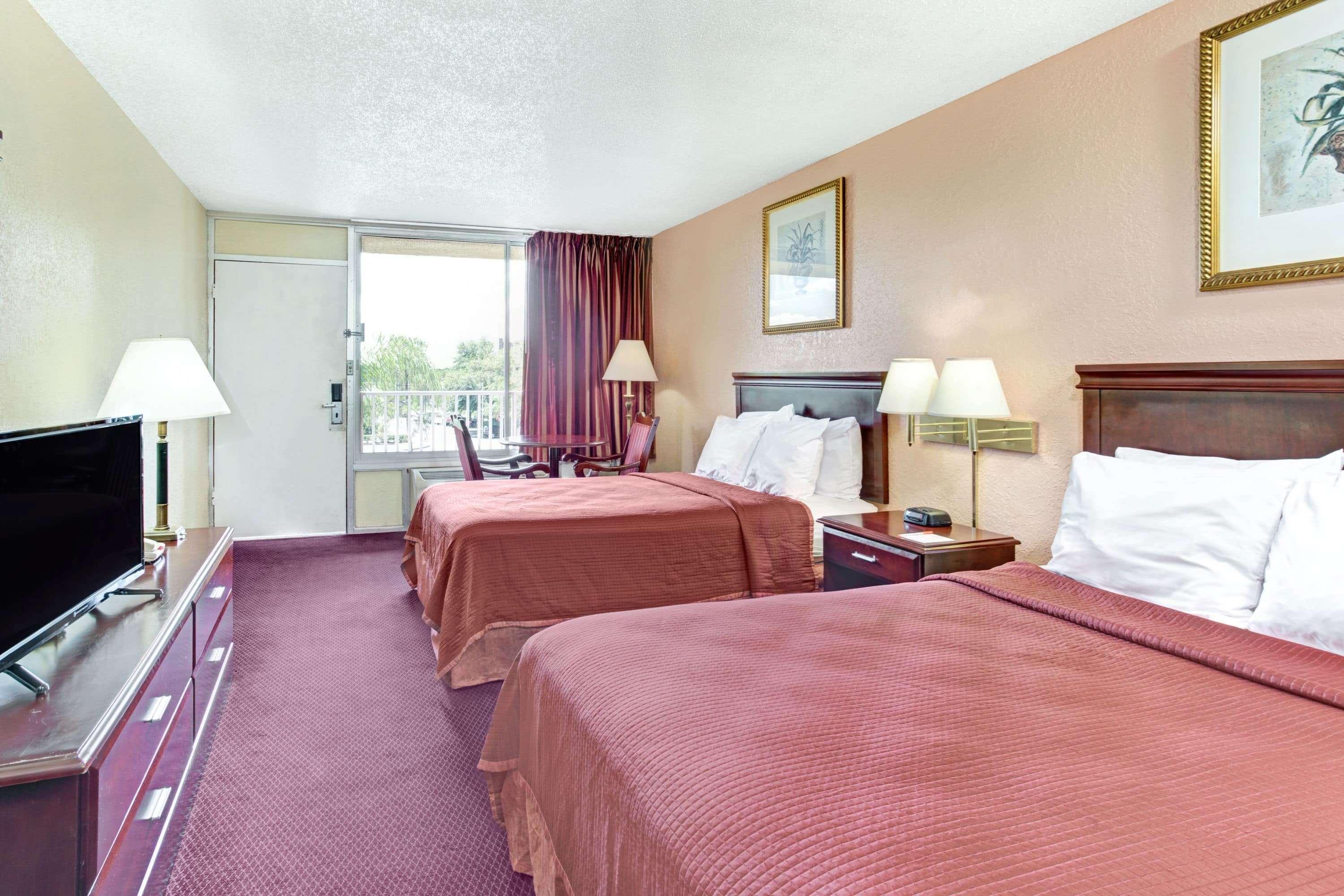 Howard Johnson By Wyndham Tropical Palms Kissimmee Kültér fotó