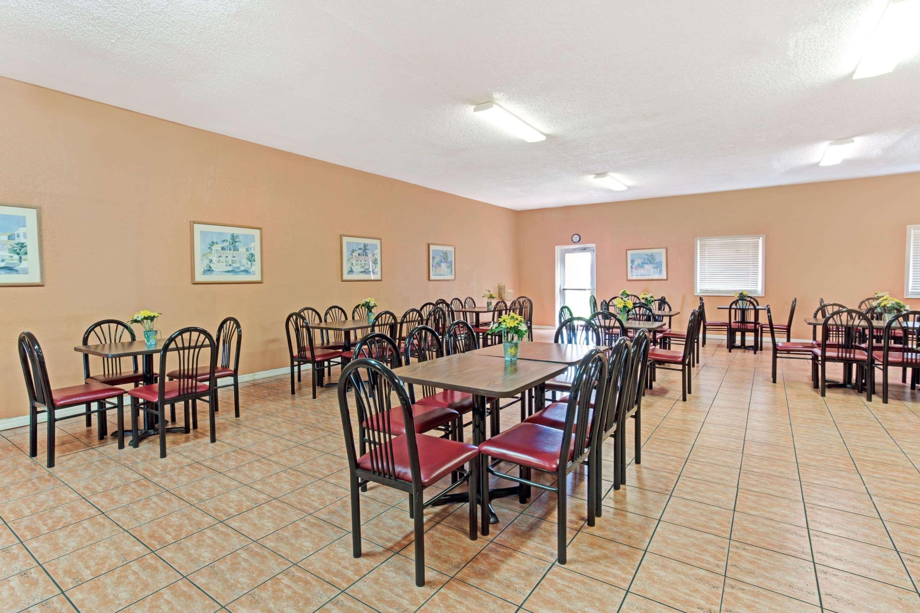 Howard Johnson By Wyndham Tropical Palms Kissimmee Kültér fotó