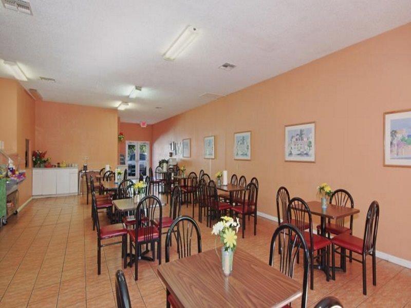 Howard Johnson By Wyndham Tropical Palms Kissimmee Kültér fotó