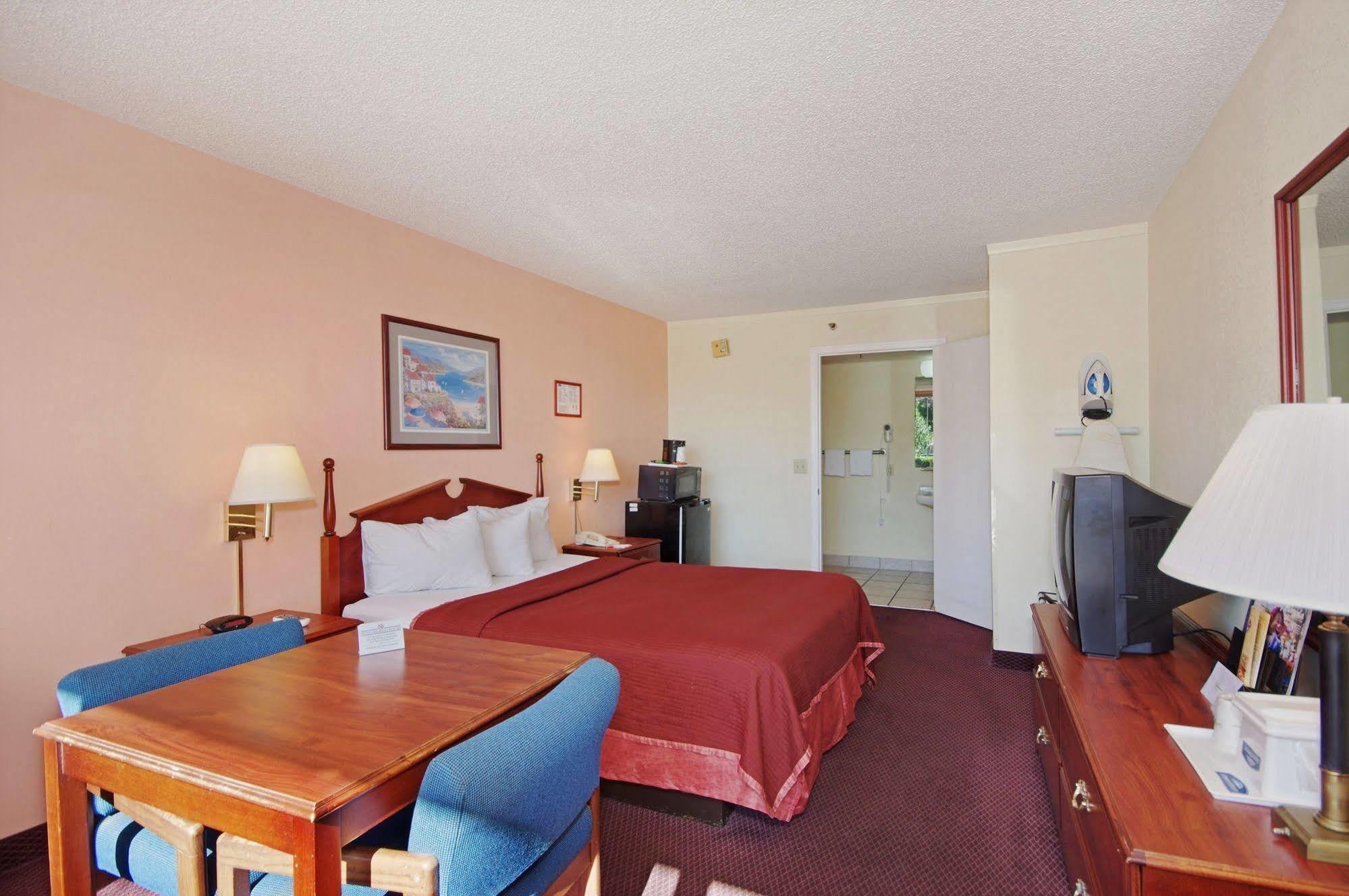 Howard Johnson By Wyndham Tropical Palms Kissimmee Kültér fotó