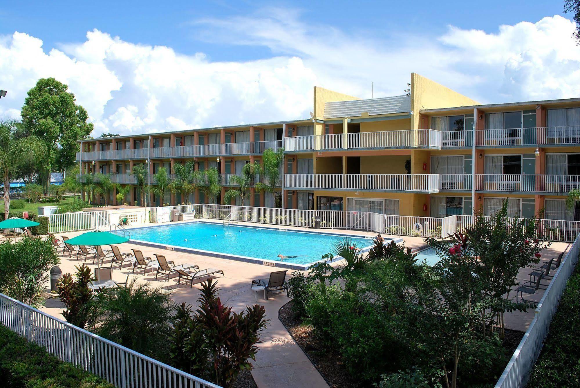 Howard Johnson By Wyndham Tropical Palms Kissimmee Kültér fotó